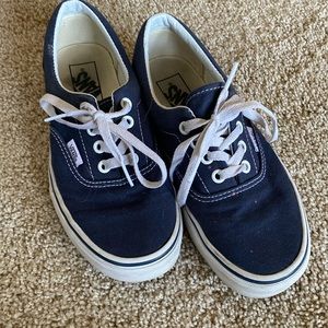Vans navy blue 4.5 in mens 6 in women’s